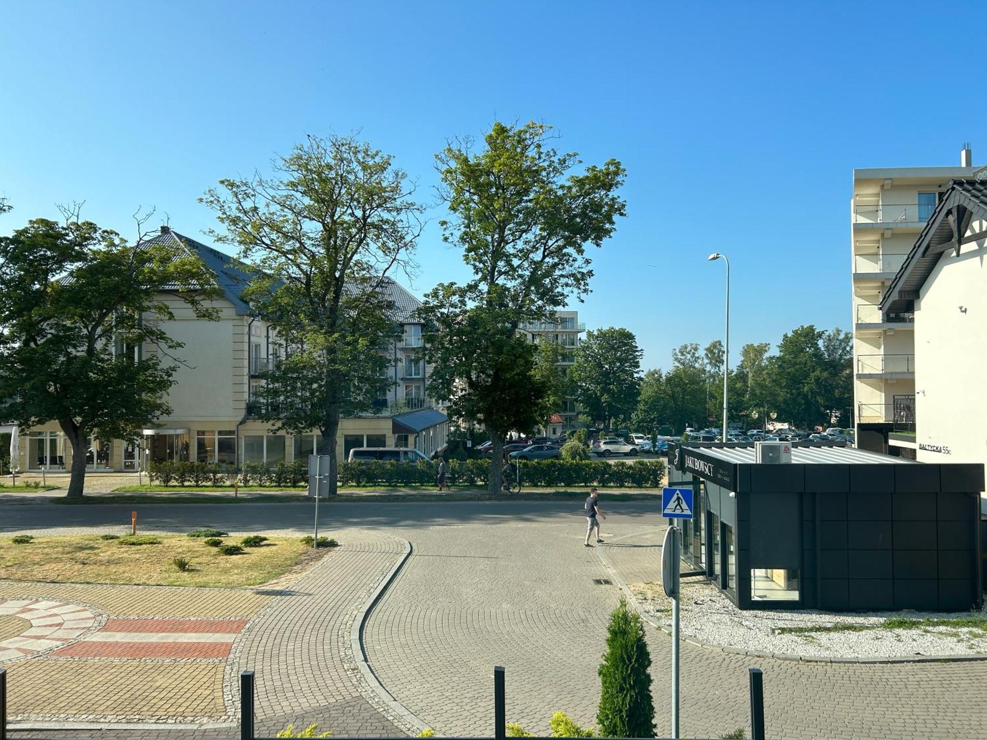 Mandarin Jarosławiec Esterno foto