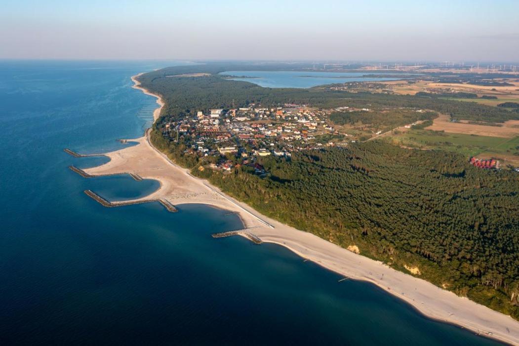 Mandarin Jarosławiec Esterno foto